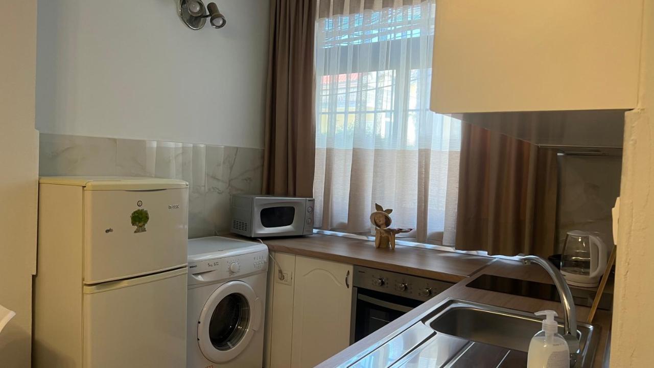 Sael Apartments Shkodër Exteriör bild